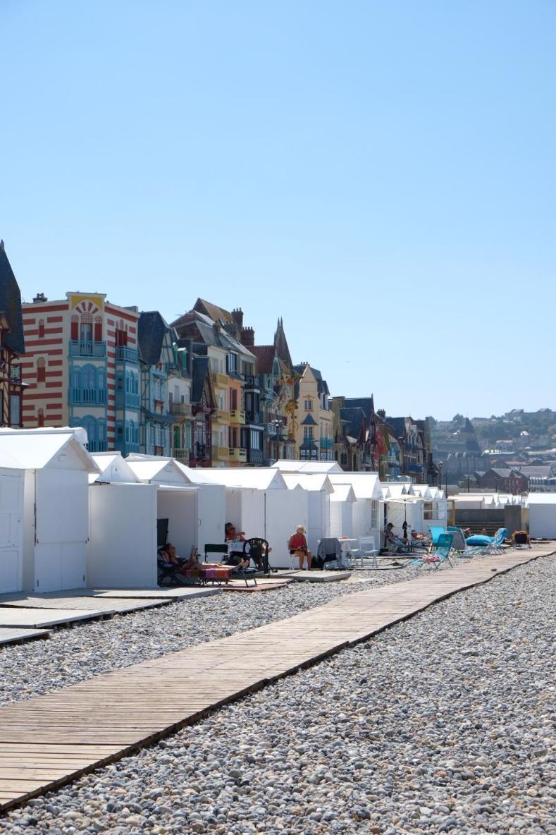 Adele, Bow-window Vue -appt 04 Mers-les-Bains